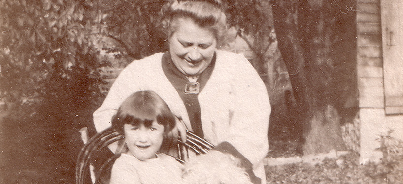 photo of Roxa Watson and her adopted daughter Mary